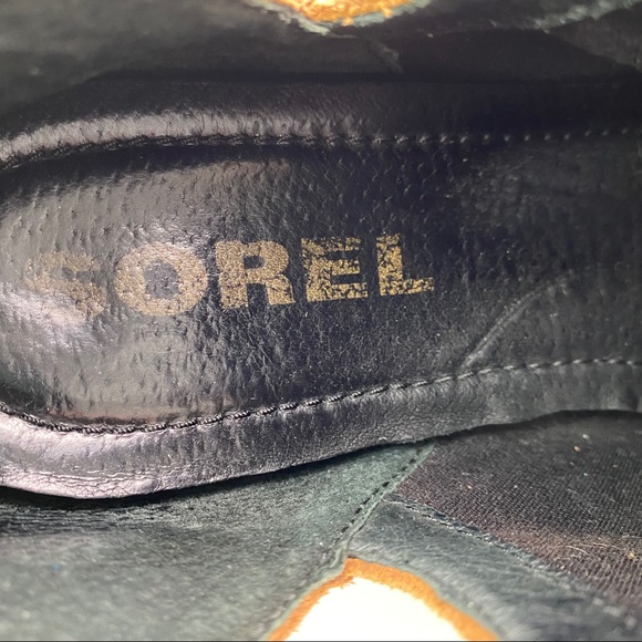 Sorel Lolla Cut-out Booties - Picture 5 of 11